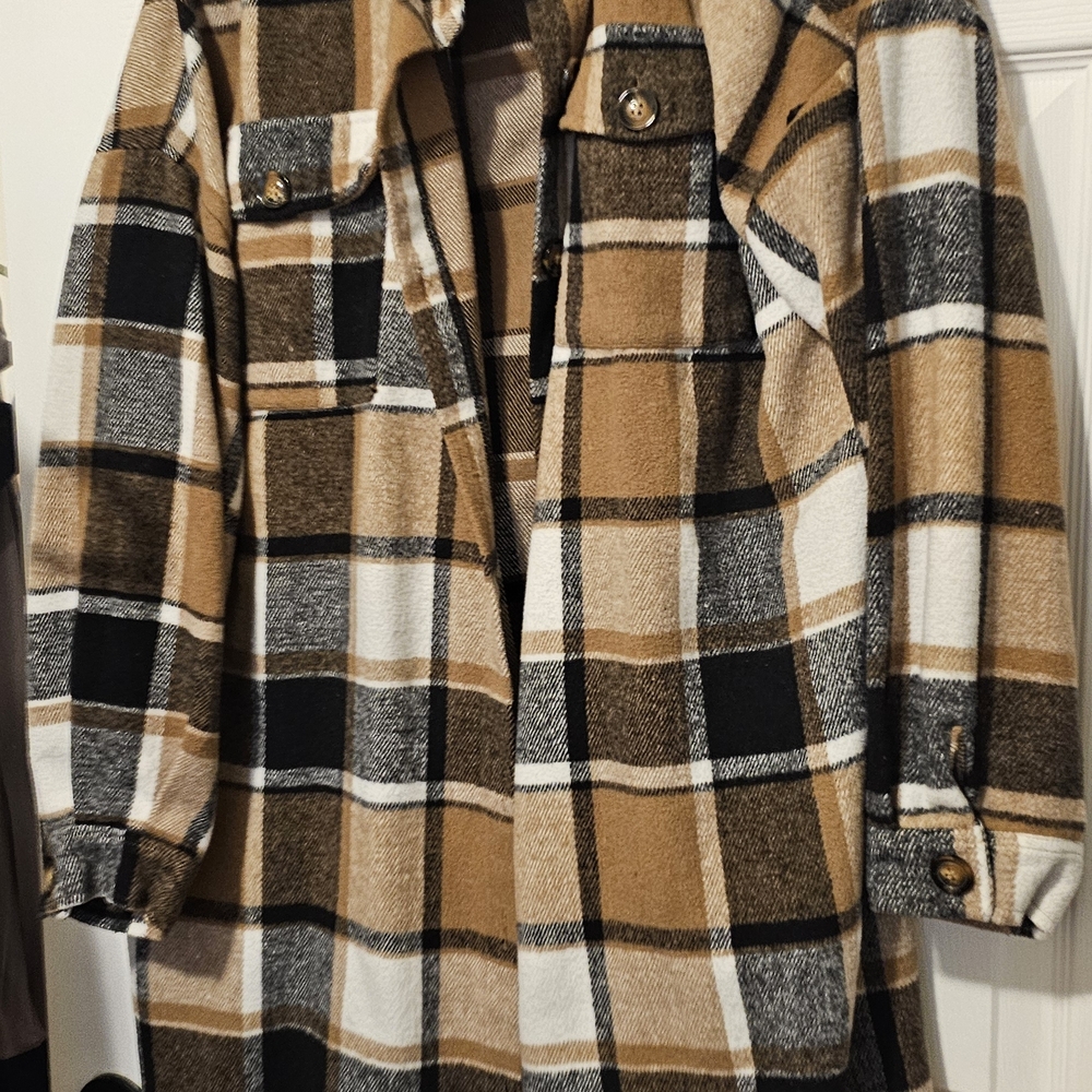 Amazon Women's Plaid Button Down Shirt - Black, Brown, and White